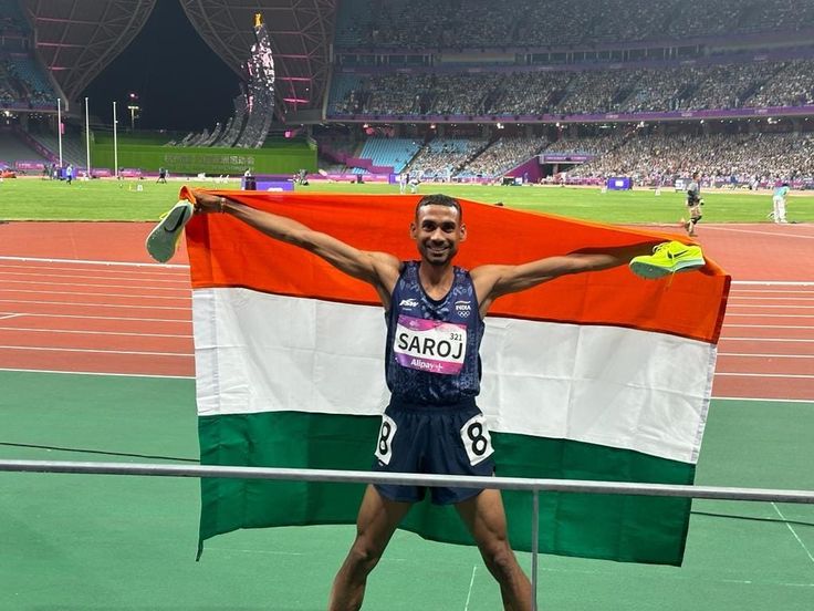 Asian Champion Ajay Kumar Saroj clocked 2nd career-best time of 3:38.32 to finish 5th at the Men's 1500m race in Drake Relays🇺🇸 - World Continental Tour Silver event.

Asian Games🥉 Priti clocked 2nd career-best time of 9:44.82 to finish 6th at Women's 3000m Steeplechase.