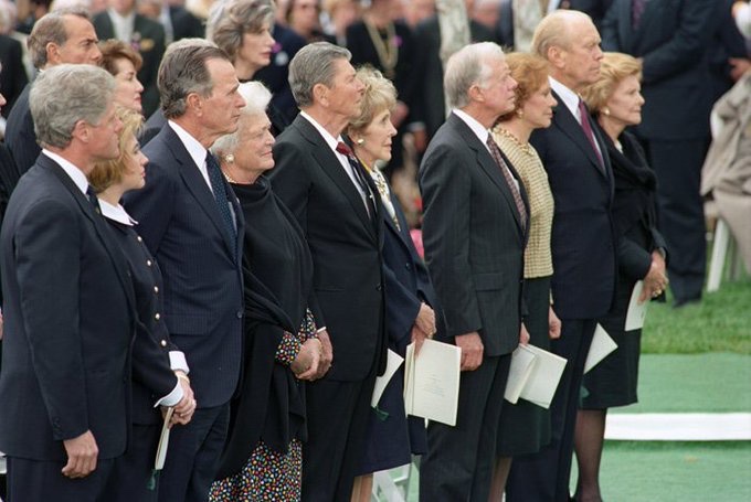 #OTD 1994: Former president #RichardNixon's funeral was attended by President @BillClinton and his wife Hillary, former presidents and first ladies George and Barbara Bush, Ronald and Nancy Reagan, Jimmy and Rosalynn Carter, and Gerald and Betty Ford. #Presidents