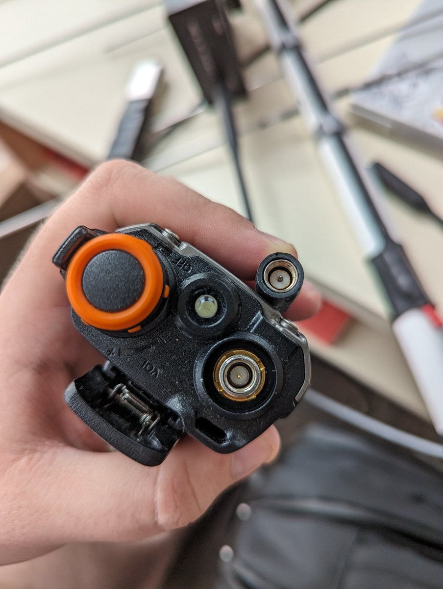 guess who went on a 2-week vacation and forgot to bring an SMAf-SMAf adapter? (spoiler: it's me)