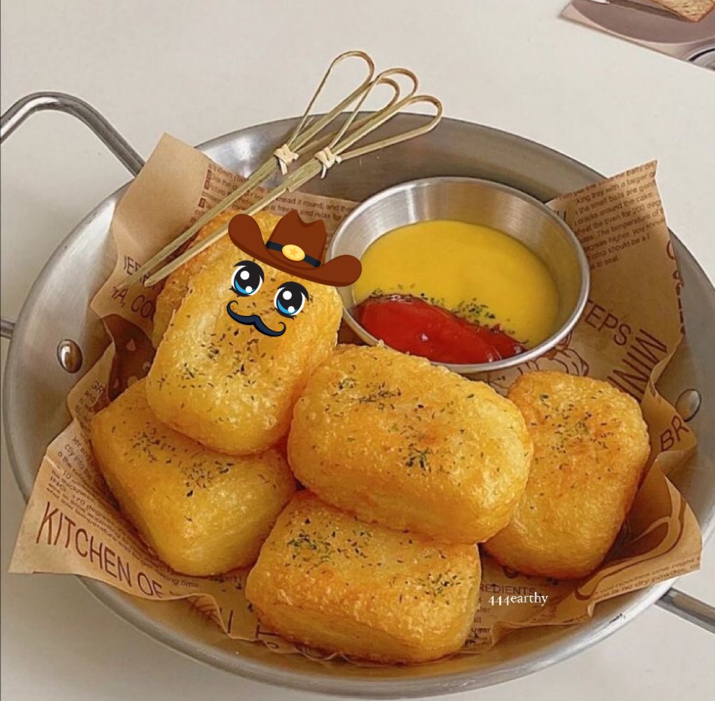 eatsimple_x's tweet image. Resep Simple Potato Pillow 🥔 🍟🥫

Bahan:

• 2-3 kentang besar, kupas dan potong dadu
• 2 sendok makan tepung maizena
• Garam secukupnya
• Bumbu pilihan sesuai selera (misalnya: bubuk bawang putih, bubuk paprika, atau rempah-rempah lainnya)
• Saus sambal dan mayonnaise 
•…