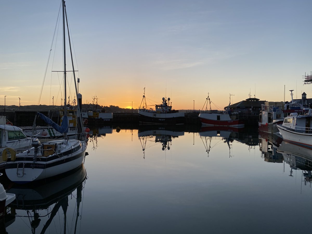 Happy Sunday from Padstow! ☀️

#cameltrail #cornwall #bikehire #wadebridge #padstow #cyclehire