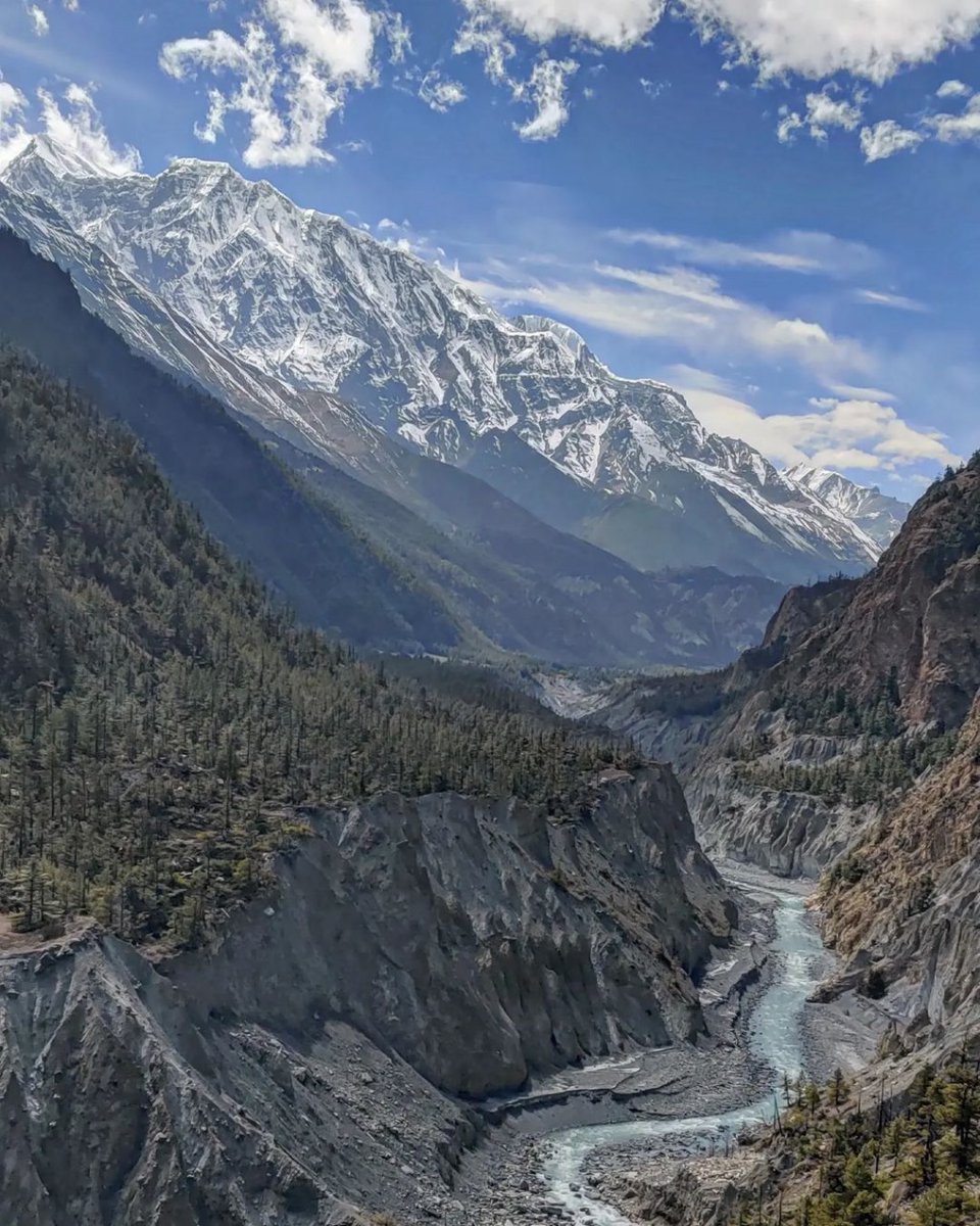 Annapurna Conservation Area 

#AnnapurnaSanctuary #CulturalExploration #NaturePreservation

📷_ishapal_