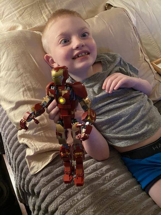 Greyson (DIPG) put his first Lego together today and he is so proud. 😃🥰😀🥰😃Just look at that beautiful smile. Thank you Lord for staying by his side, giving him mercy and that will power to fight this cancer. In Jesus’ name, we pray, Amen ✝️🙏🏼🕊️🙏🏼✝️
