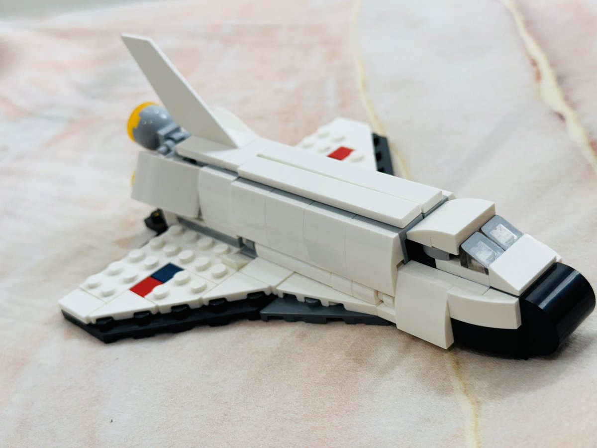 #Lego
#Spaceshuttle