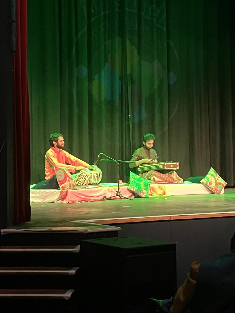 Thank you to @jaivardhanhada for my very kind invite to the annual #DHUN celebration last night- organised by @amerindis. What a great job they do promoting Indian culture in South Bucks - few ideas for future collaboration!