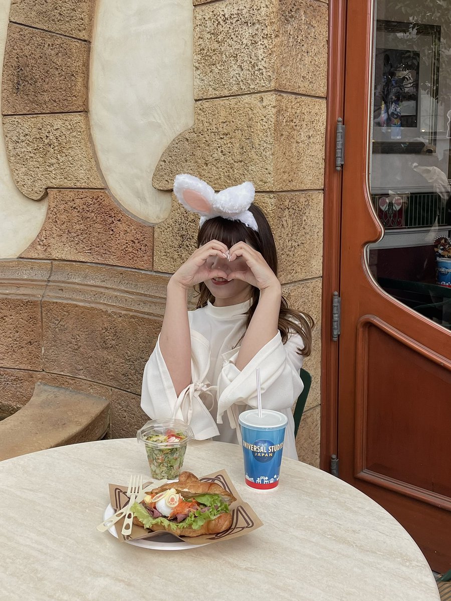 mayu tweet media