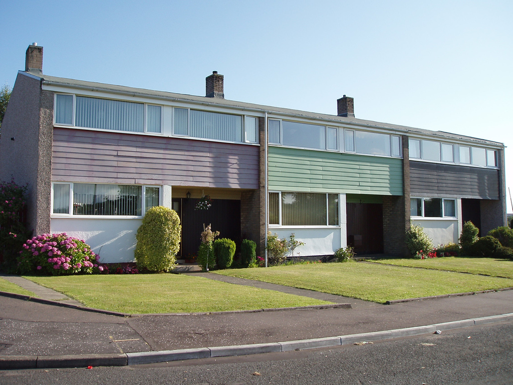 GlasMusicTour's tweet image. We're very excited to hear our good friend, Anne Ward @I_like has a new book of photos of East Kilbride. Some of you might remember that @RoddyFrame used a few of the pics photos as a backdrop for the High Land, Hard Rain concert. Congrats Anne. Buy here:
ilike.org.uk/product/i-hear…