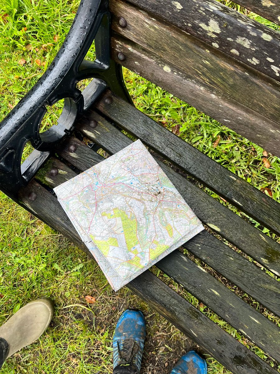 Adventure_NHS's tweet photo. Y9 Bronze DofE training weekend day 2 underway really wet morning hope they are waterproof! β¦@DofECentralβ© β¦@Year9_NHSβ© #typicalbritishweather #somuchwater #somuchmore https://t.co/d0GUJyOeWC