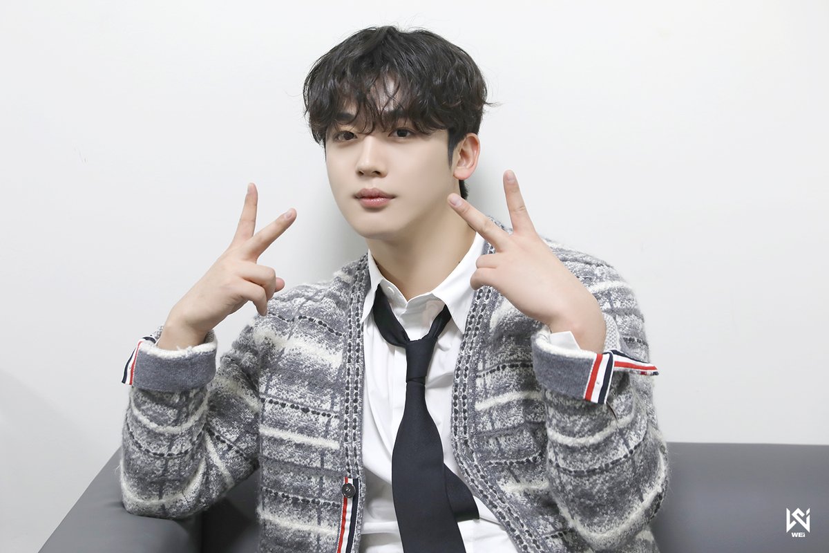 WEi__Official's tweet photo. [POST] 그 시절 내가 사랑한 소년, 김요한❤

https://t.co/z6JcqcngLW

#위아이 #WEi
#김요한 #KIMYOHAN https://t.co/MMnzqIqnst