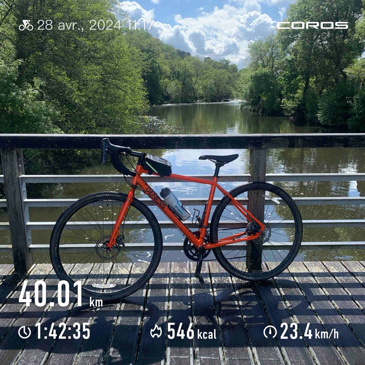 DaddyKLO's tweet photo. Sortie Gravel, de retour en terres Ligériennes #WhyWeRoll https://t.co/4bnHLul8kR