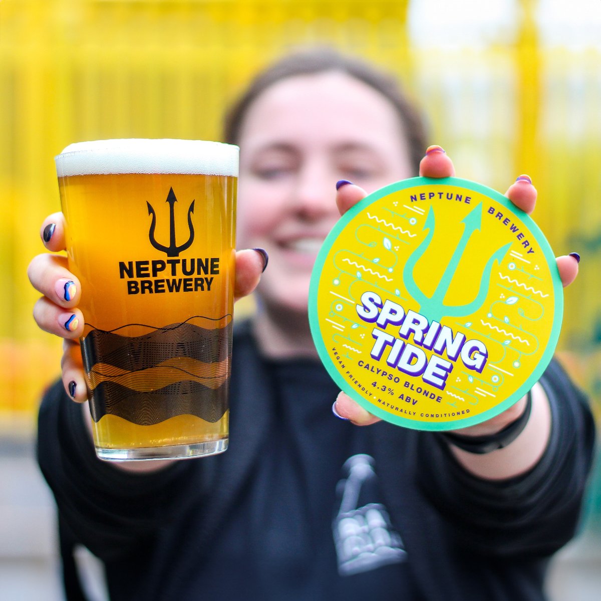 Spring Tide is debuting tonight at our 9th Birthday! 🎉 This 4.3% Calypso Blonde has light citrus and pear fruit with malt biscuit notes, finishing with a light bitterness. ℹ️ Available in cask & keg. Trade customers, head over to Sellar to order: bit.ly/NeptuneonSellar