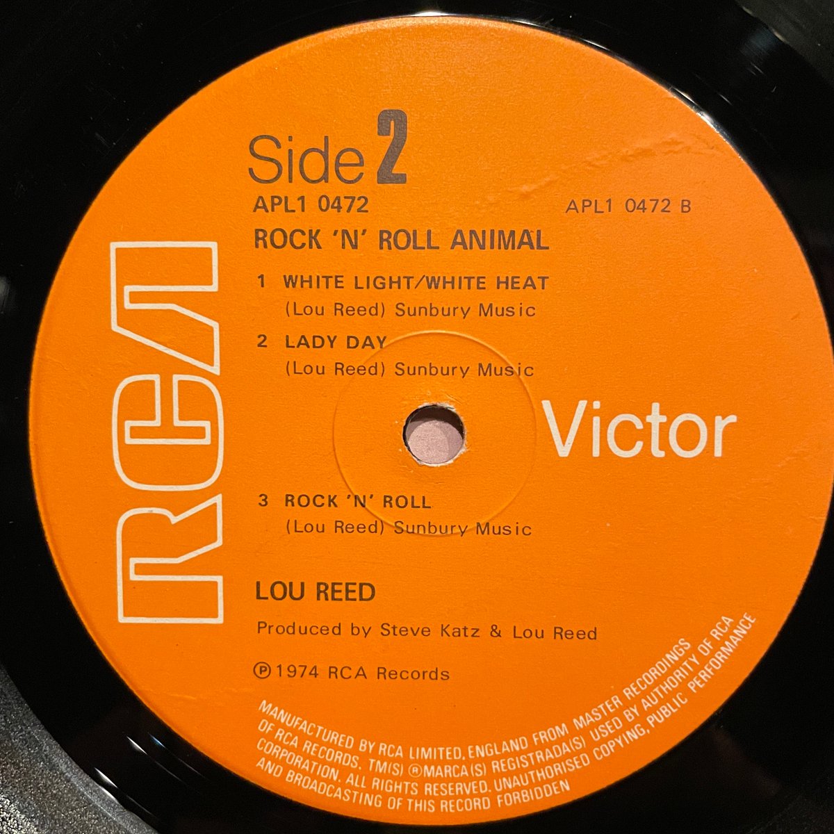 ほなLPいこか LOU REED / ROCK N ROLL ANIMAL [’74 RCA Victor --- APL1-0472] #LouReed #RockNRollAnimal #listeningbar #vinylbar #musicbar #レコードバー #mhc28042024 youtube.com/watch?v=vtF7ic…