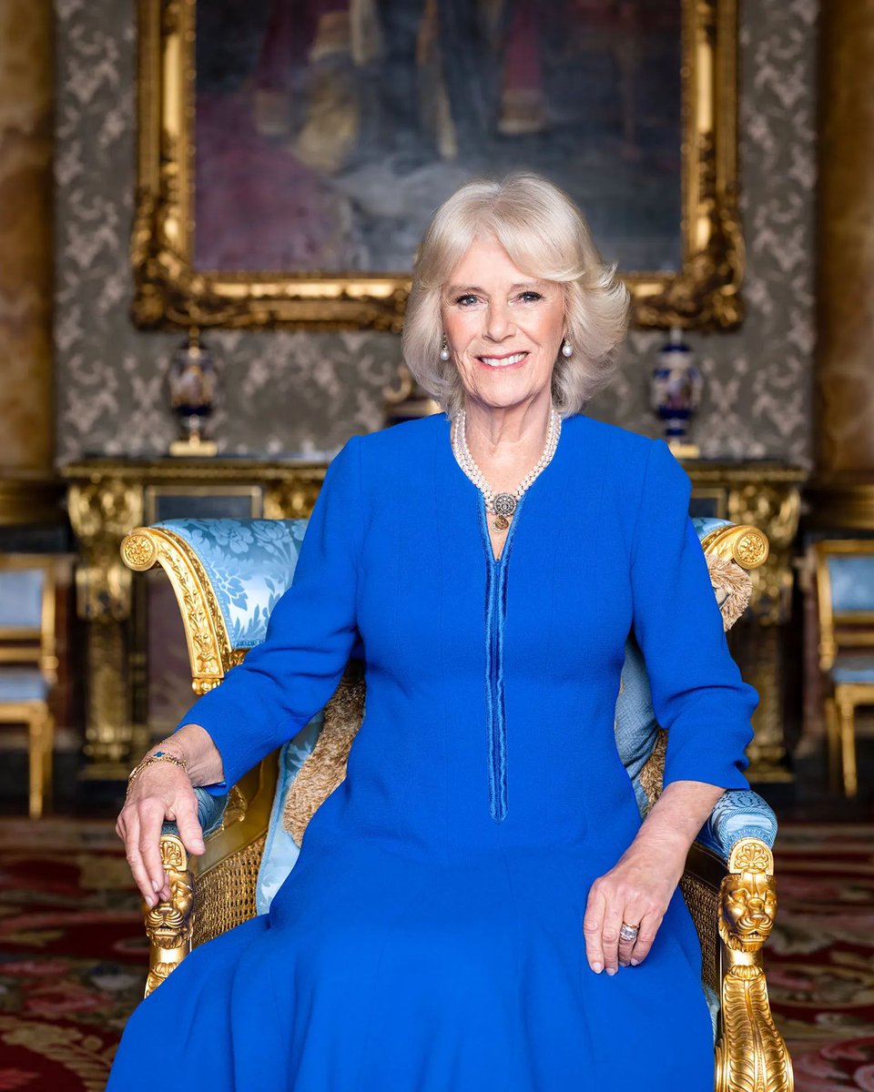 #OTD in 2023, Buckingham Palace released new portraits of The King and Queen ahead of the Coronation. The photographs were taken by Hugo Burnand in the Blue Drawing Room at Buckingham Palace.