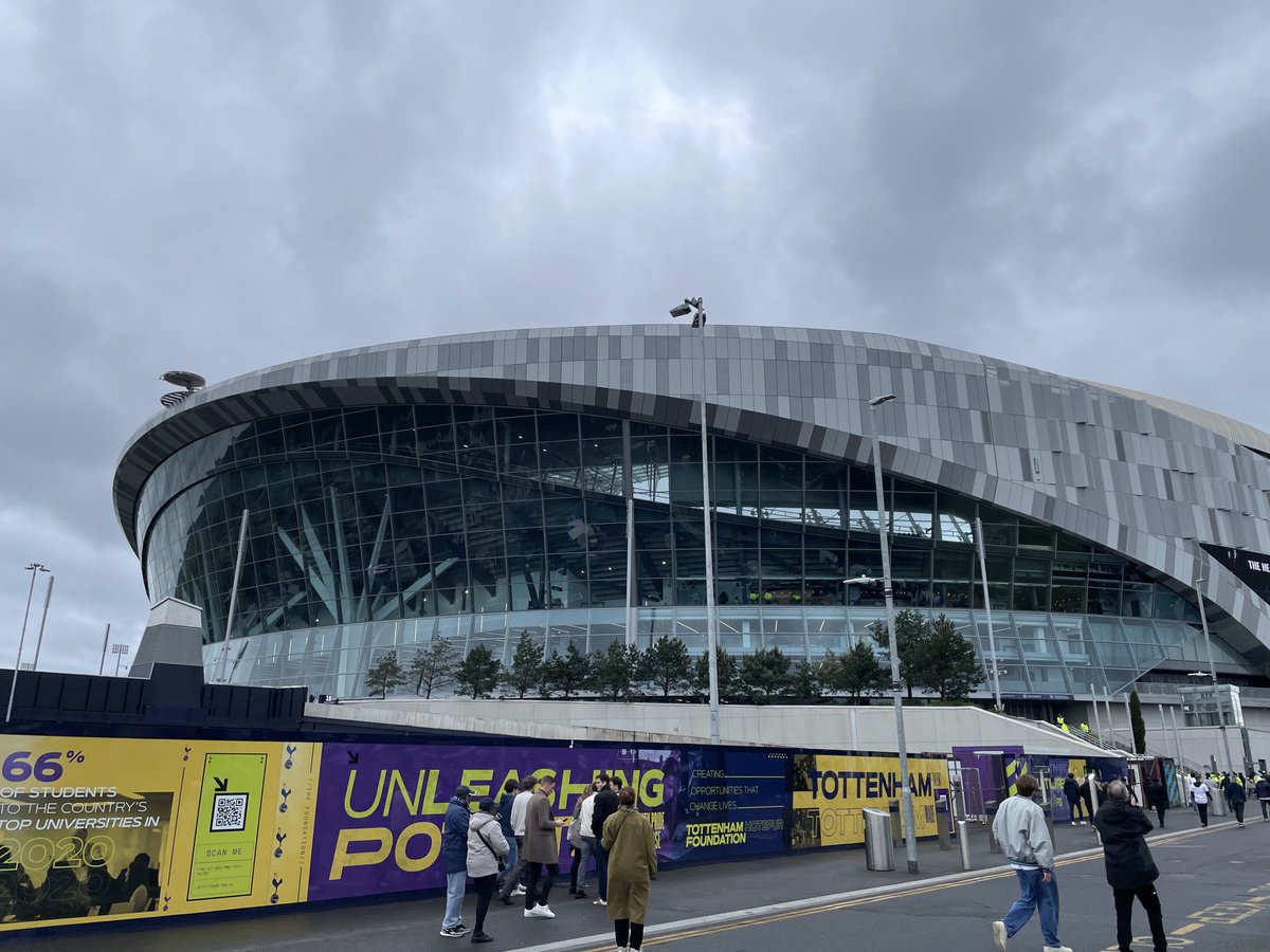 Always a pleasure to be at this magnificent stadium. Best in the Premier League #nld