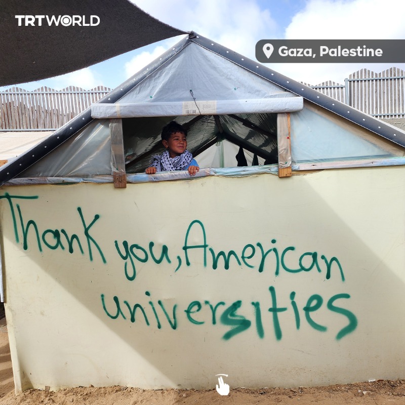 palinfoen's tweet photo. “Thank you, US universities”
Palestinians in #Gaza express their gratitude to the students who are currently setting up camps on university campuses across the US to protest against the ongoing atrocities in Gaza by writing on their tents, in #Rafah, Gaza on April 27
#ColumbiaUniversity