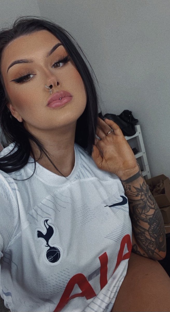 𝐀𝚴𝚴𝐀 ✨ tweet media