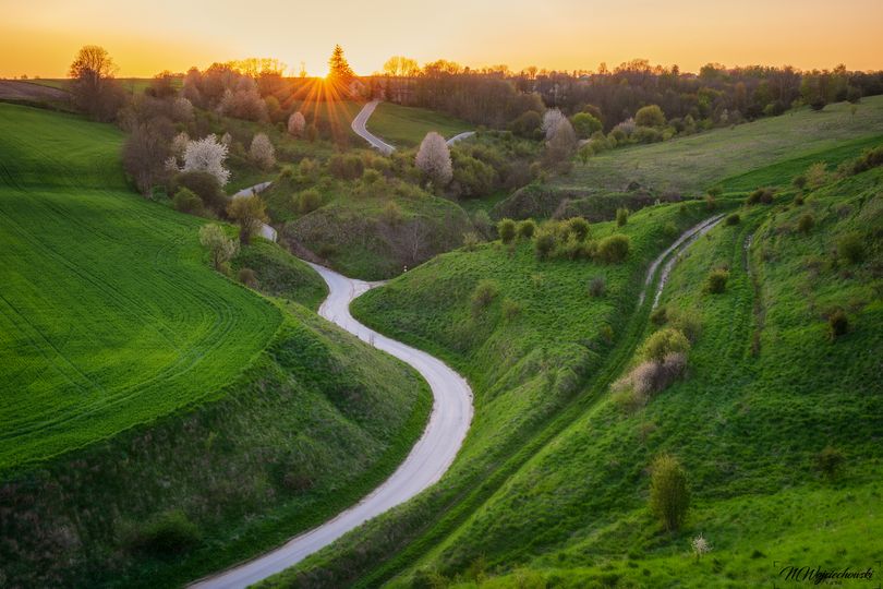 grodzisko Stradów, Ponidzie fot. MWojciechowski Foto