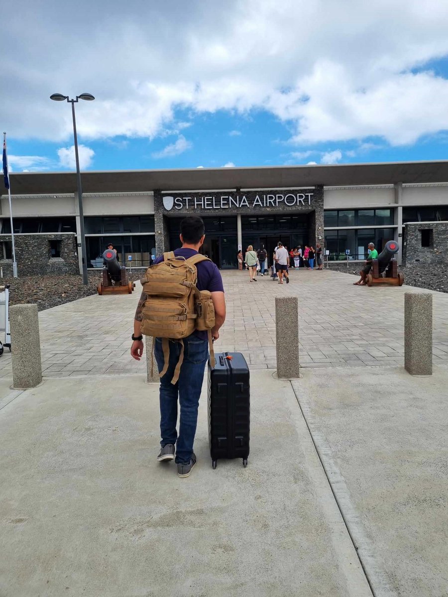 And he’s away! ✈️👋 Connect St Helena’s Water Resource Monitoring Technician, Robert George, is off to the Netherlands and UK to receive training on Geophysics surveying, funded by the #SHCFP as part of our #CapacityBuilding programme! Go get 'em Robert 💪🇳🇱🇬🇧