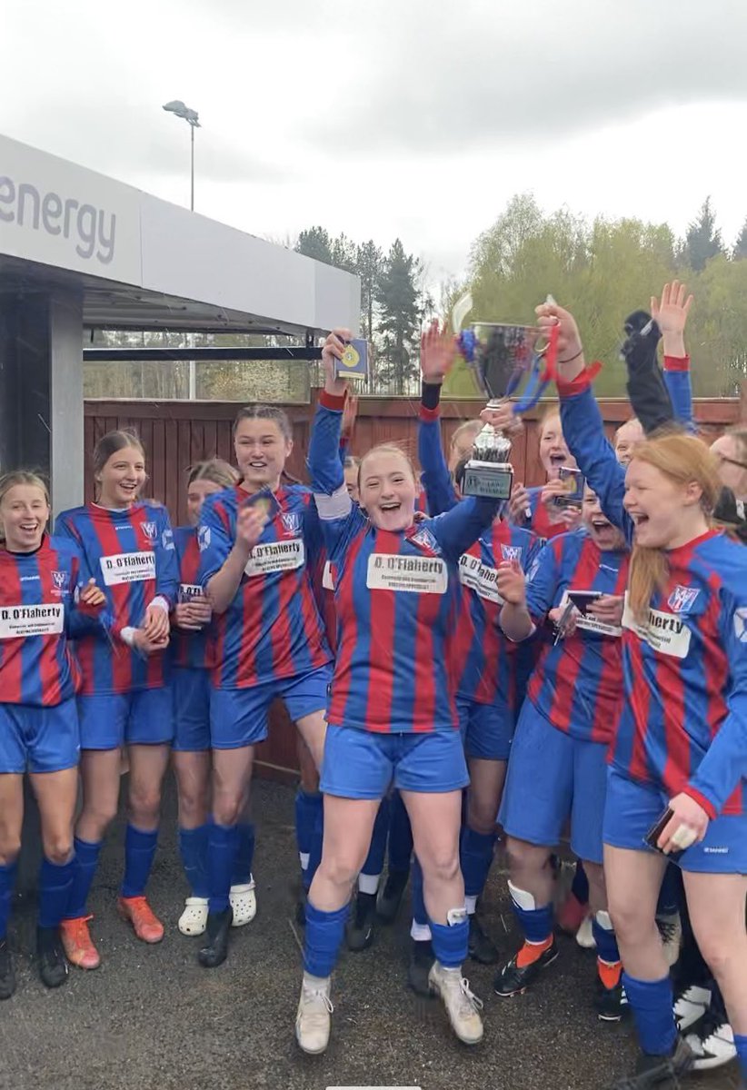 A huge congratulations to Wickersley Blue U16s Girls on winning the division 1 title and doing the double yesterday winning the <a href="/shgcl/">SHWGL</a> cup
To achieve this unbeaten all season is an incredible achievement
Proud of you Evie and this amazing team💙 <a href="/WickersleyYouth/">Wickersley Youth Junior Football Club</a> @PGSALCPESport