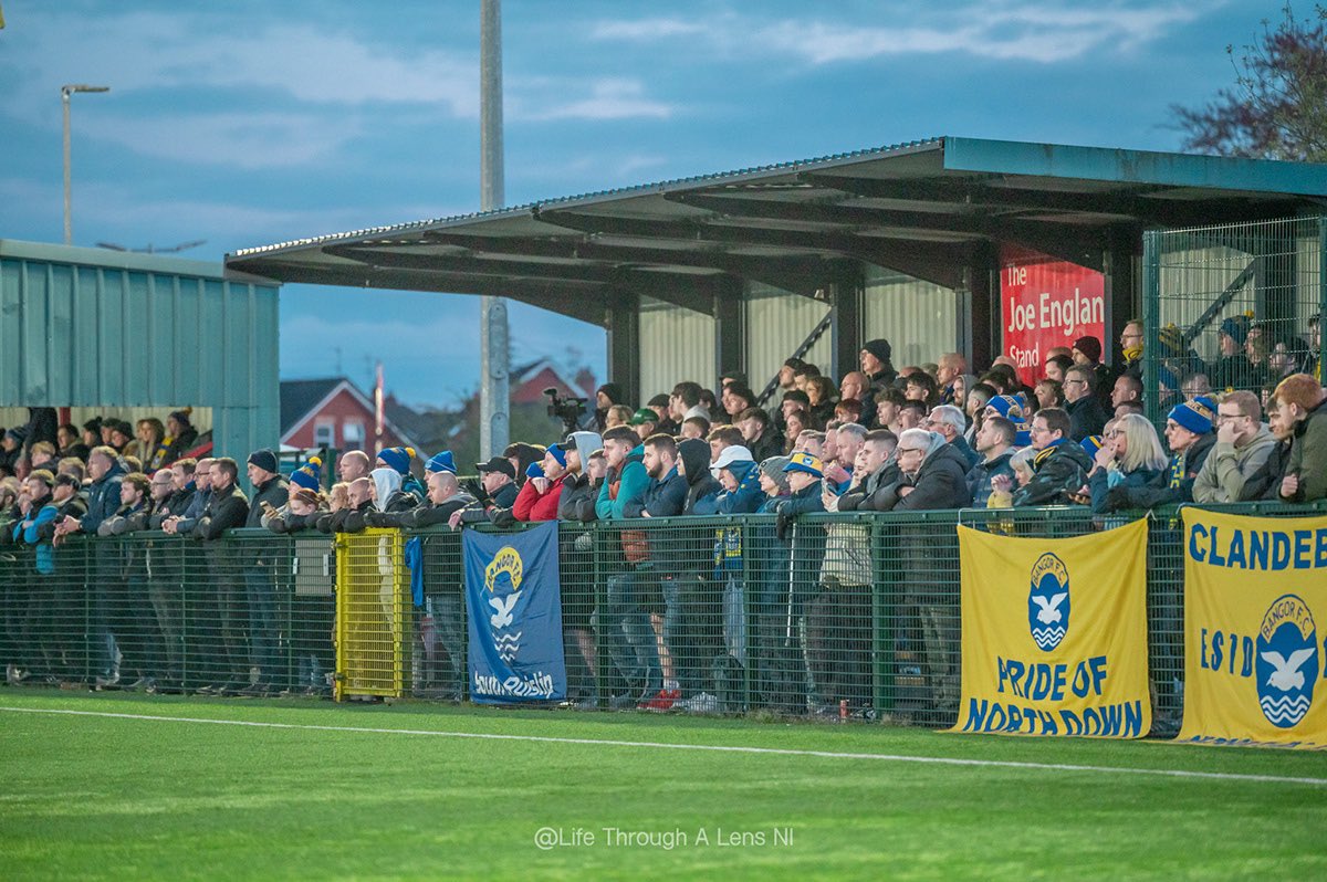 ❤️ The support you have given the Seasiders this season has been first class. Thank you. 🟡🔵 📸 Life Through A Lens NI