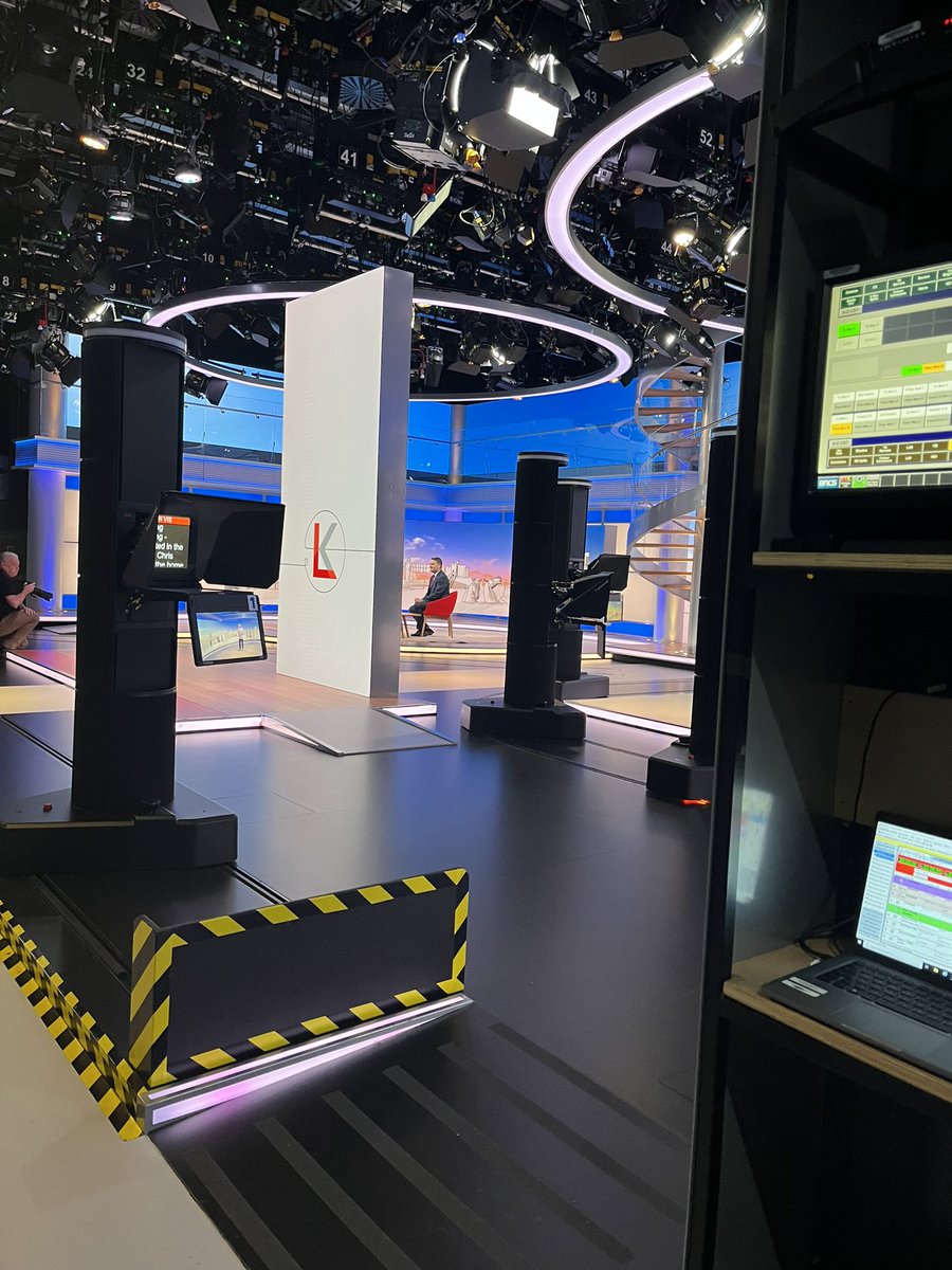 Another fun Sunday with Laura Kuenssberg shift done and dusted. Busy show ahead of a big week in politics and the local elections on Thursday!📺🗳️ #bbclaurak