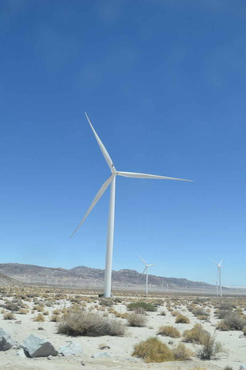 sambestock's tweet photo. Driving through the desert in the middle of nowhere, this was a bit of a unique landscape to see. 🌬️
#pleinairpril #artref #drawingref #stockphotos https://t.co/HMuHYWavBj
