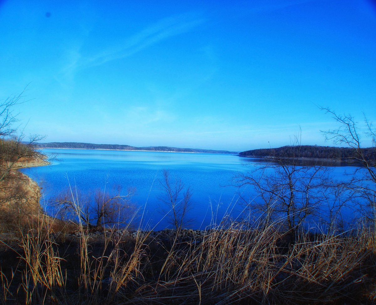 #Lakes #ScenicSunday one arm of Truman Lake Missouri #Blue