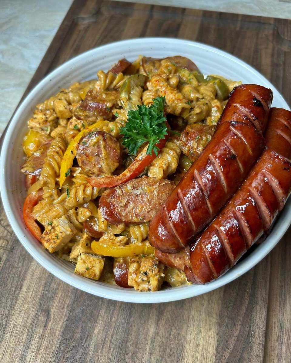 Lunch izikongola kuti thupiso lizikongola🔥 For more info hit @NutriSpaceMW OR CONTACT THEM ON: +265885507839 +265998610222 +265111820488