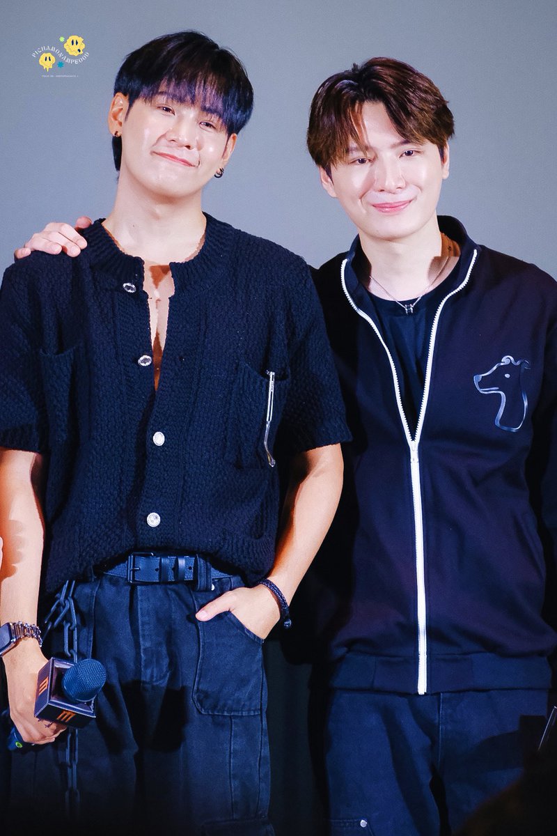 FrieddChickit's tweet photo. koojin in series, boyfriend in real life😙🖤

#MajorxKristSingto 
#คริสสิงโต https://t.co/0RAkG58mn1