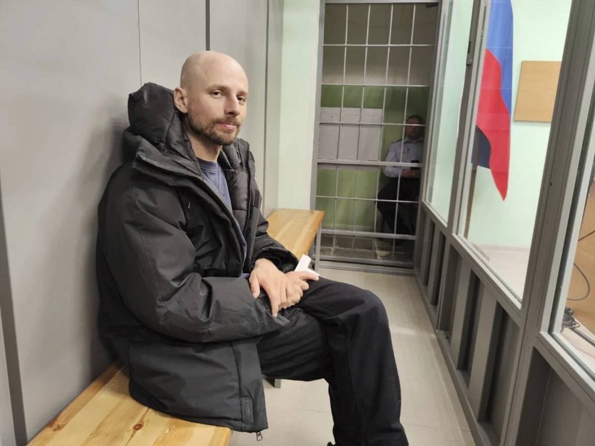 /1. In Russia there is a series of arrests of journalists who work with Western media. Three days in a row Russian media report about detention of a new journalist. • Forbes journalist Sergei Mingazov was detained in Khabarovsk. • Reuters producer Konstantin Gabov arrested…