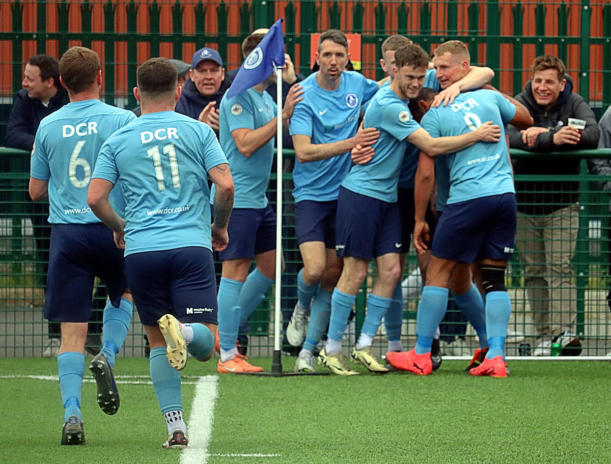 Rob Currell - News Photojournalist tweet media