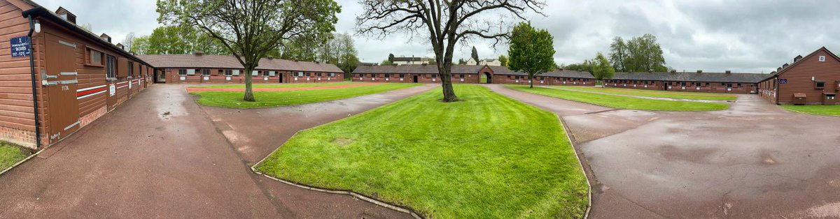 All ready @Tattersalls1766 for the arrival of the John Dance horses ….