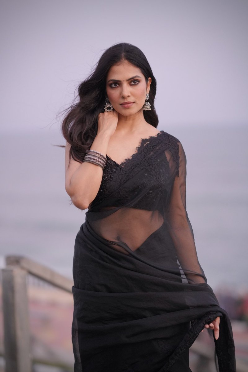 Malavika Mohanan at Kanyakumari 😍