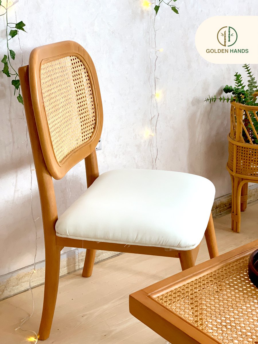 sit back and relax in style with our elegant wooden chair ✨
#furniture #design #decor #woods #crafts #goldenhands
visit website: goldenhands4.com