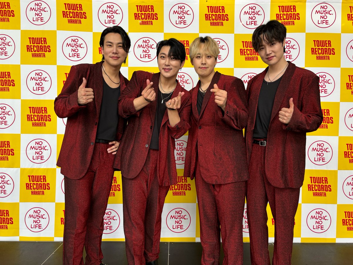 TOWER_AmuHakata's tweet photo. 【#MIDNIGHTDRIVE】

本日開催しました！
MIDNIGHT DRIVE ミュージックカード
発売記念インストアイベント終了しました😊

かなり盛り上がりましたねっ！🩷
熱気で溢れてた！！！！
最後に最高の1枚いただきましたっ😍
ありがとうございました！ https://t.co/chWfGixoT3