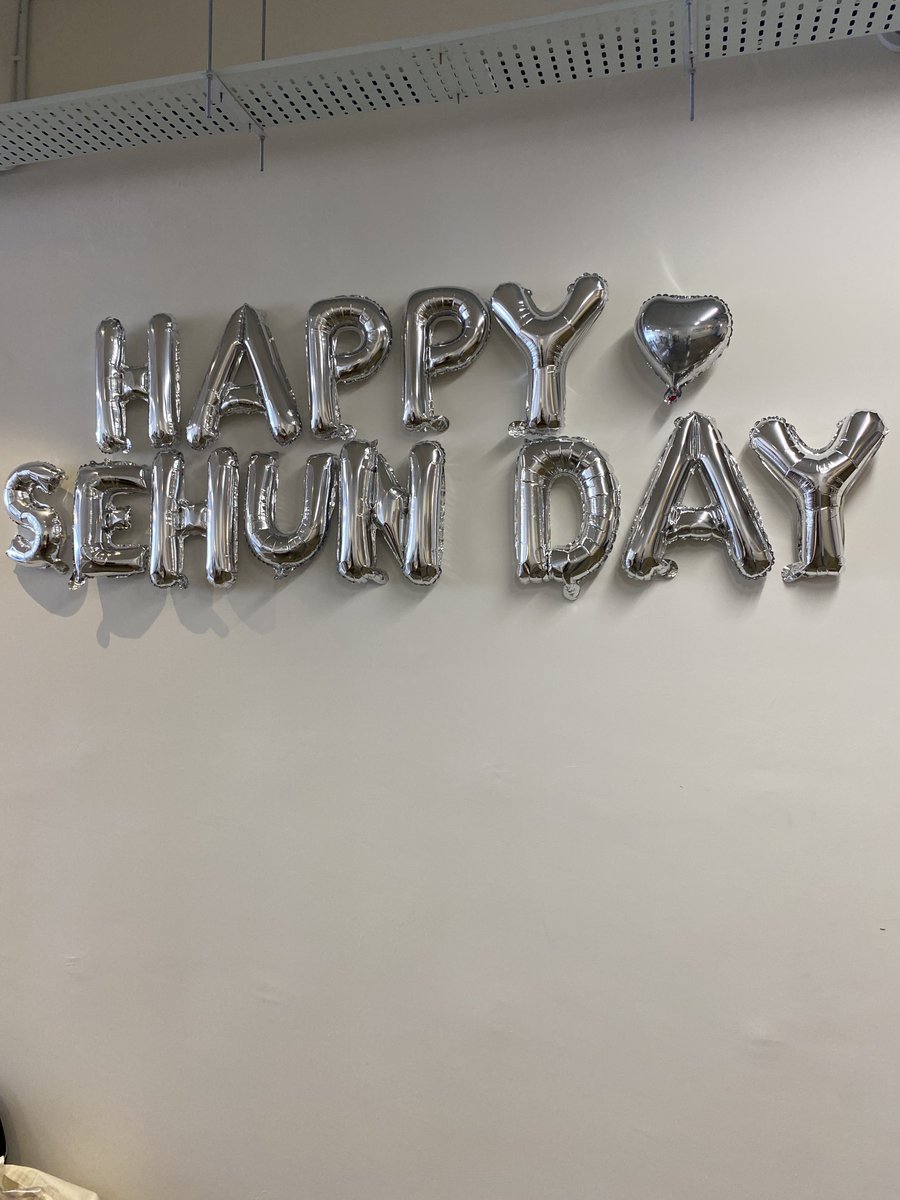 nuhesiq's tweet photo. @OHceanWind_MY #BLITHE_WIND_IN_APRIL 
#SEHUN #세훈 🌸🧡 https://t.co/RplbqBXooO