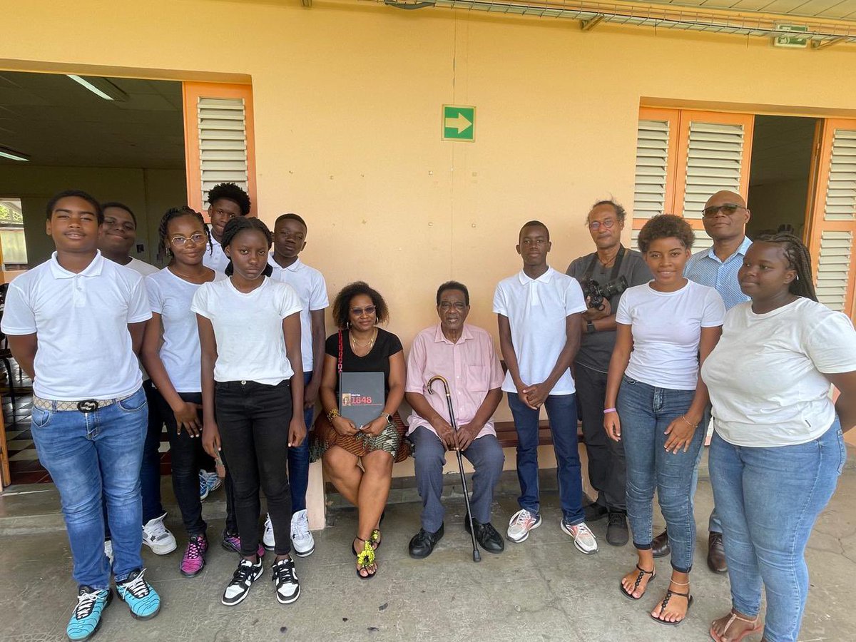 Collège Louis Delgrès tweet media