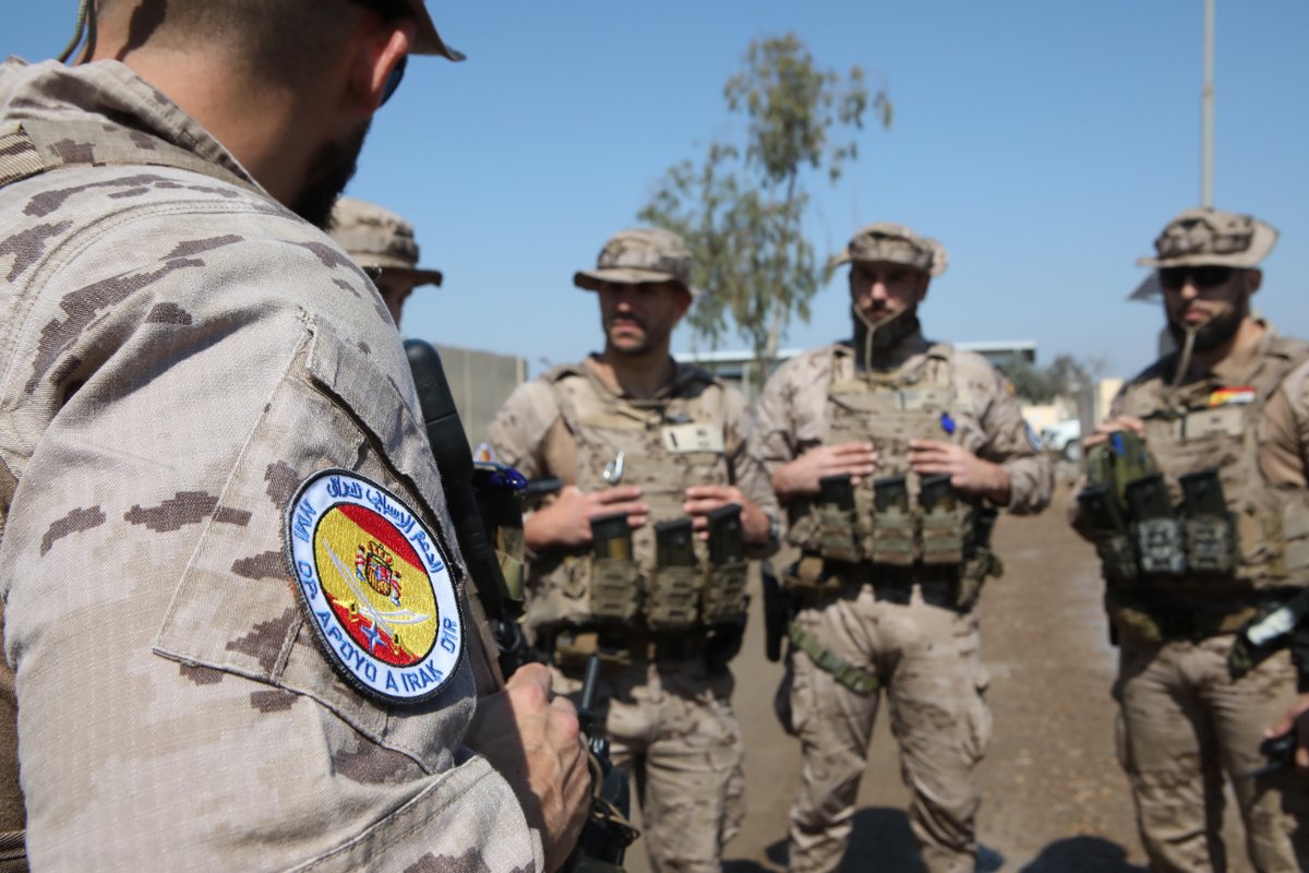 Hoy en nuestro #BLOG: 'CONSTRUYENDO LAZOS'
➡️ En 2018 se constituyó la misión @NATO #Irak (NMI), independiente de la operación @CJTFOIR. Ambas persiguen objetivos diferentes.
¿Quieres saber más sobre la aportación del #EjércitodeTierra? ejercitotierra.blog/?p=6785
#SomostuEjército 🇪🇸