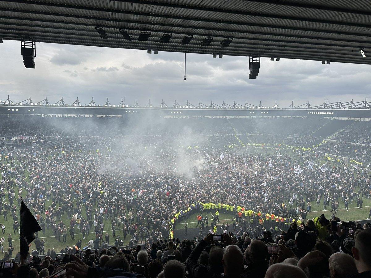 Full time: Masons 3-0 New Inn. Morgan Hallas scored a hatrick. If anyone wants to buy his match ball, he’s flogging it to pay for a trip to Turkey #ChampionshipRams #ChampionshipForest