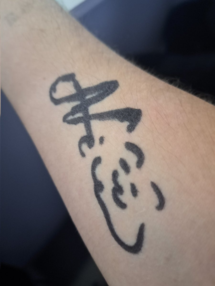 Guys I got the Nico Nico Carnival
Signature <a href="/nico_oq/">VARREL Nico</a>