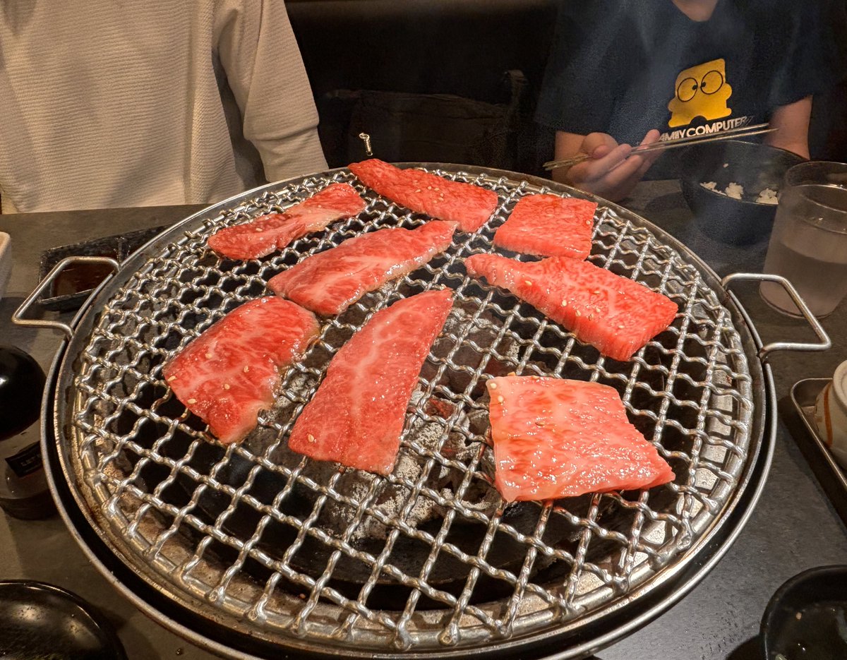 …という事で今日の夕飯は焼肉です(〃ω〃)