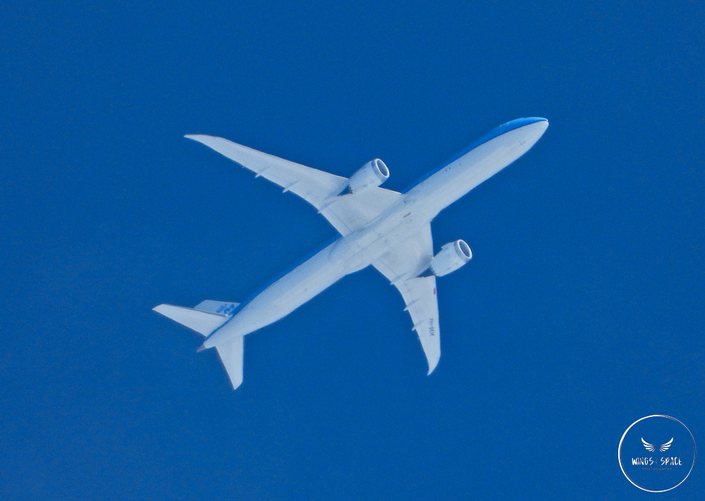 TheSnoopySnoop's tweet photo. #DL162 Delta A330-323 N809NW 37,000ft
#KL604 B787-10 PH-BKM 38,000ft
#TK32 B787-9 TC-LLI 37,000ft
#AC860 B777-333(ER) C-FIVQ 35,000ft
#avgeek #planespotting #nikonphotography https://t.co/g5fj925O81