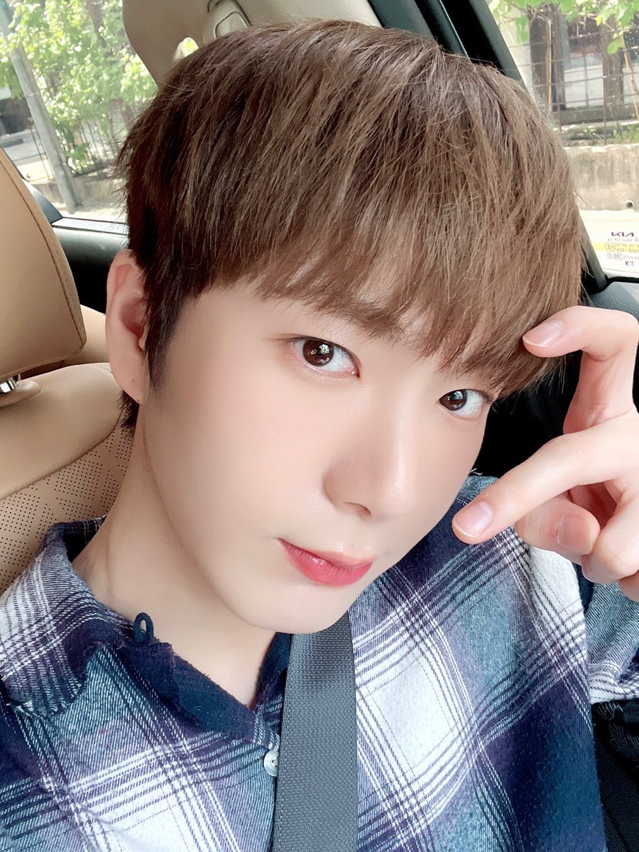 [#OX] 좋은 날 좋은 하루! 오늘 일요일인 줄 몰랐다 ㅠㅠ #OMEGA_X #오메가엑스 #케빈 #KEVIN