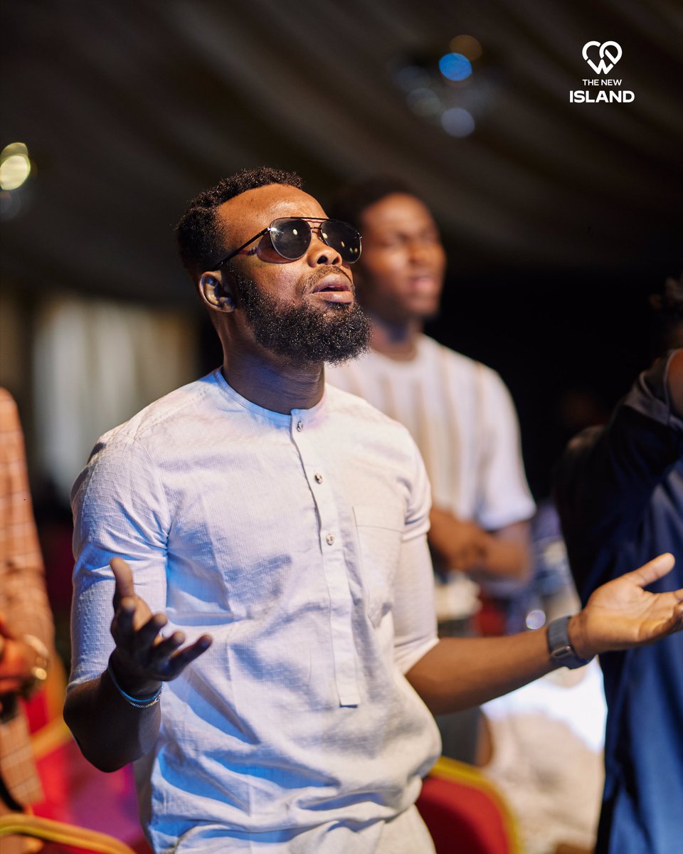 TheNew_Island's tweet photo. We are going over and over and over again to worship you.
Our lips have one song and it's You are God and we worship you.
You are God, and we worship you.
#honourcode #wearethenew #WeAreTheNewIsland #iLoveThisChurch https://t.co/tZwhb97vl9