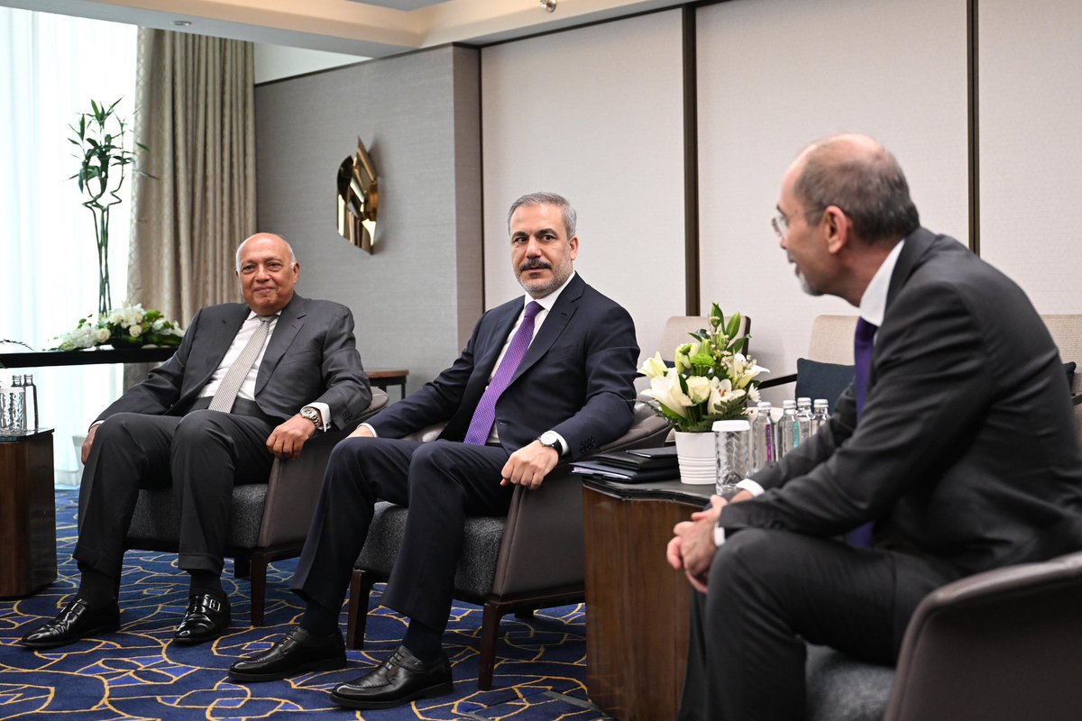 Minister of Foreign Affairs @HakanFidan met with his counterparts from the Contact Group on Gaza mandated by the Organisation of Islamic Cooperation and the Arab League, in Riyadh.