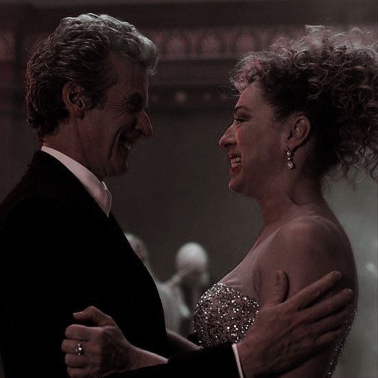 “When the gays love a straight ship you know it’s true love” #12river #RiverSong #12thDoctor