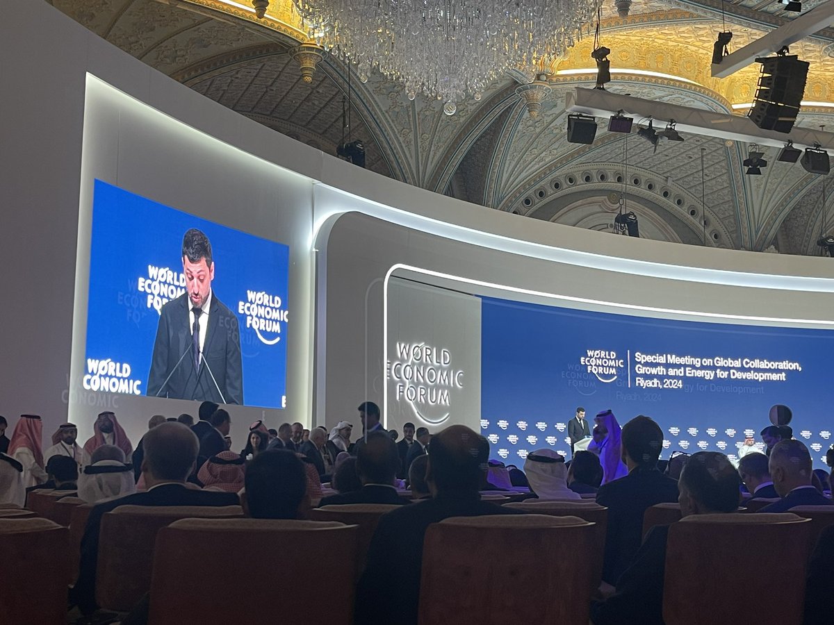 The first @wef in #SaudiArabia in #Riyadh already in opening remarks, geopolitical risks take centre stage. #SpecialMeeting24