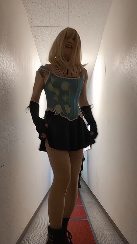 yuami1010's tweet photo. 小町階段パンチラ
プロジェクト。
Tバックなんでパンツわからんけど通りがかりの兄ちゃんに
撮ってもらう。 https://t.co/PPziQkfJz4