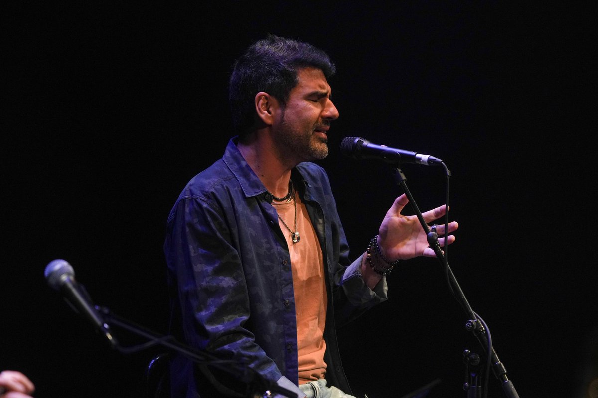 IMAECordoba's tweet photo. Imágenes del espectáculo Trova Ibérica, con Rafa Bocero, Nuno Barroso y Urbilartola entre otros artistas, que cerró en el Gran Teatro, el I Encuentro de Trovadores Ciudad de Córdoba.

📸Rafa Alcaide - IMAE
https://t.co/5epmxR9aRC

#CórdobaTrovadora #TeatrosdeCórdoba @AsocCasaAzul https://t.co/WoW2GUrvue