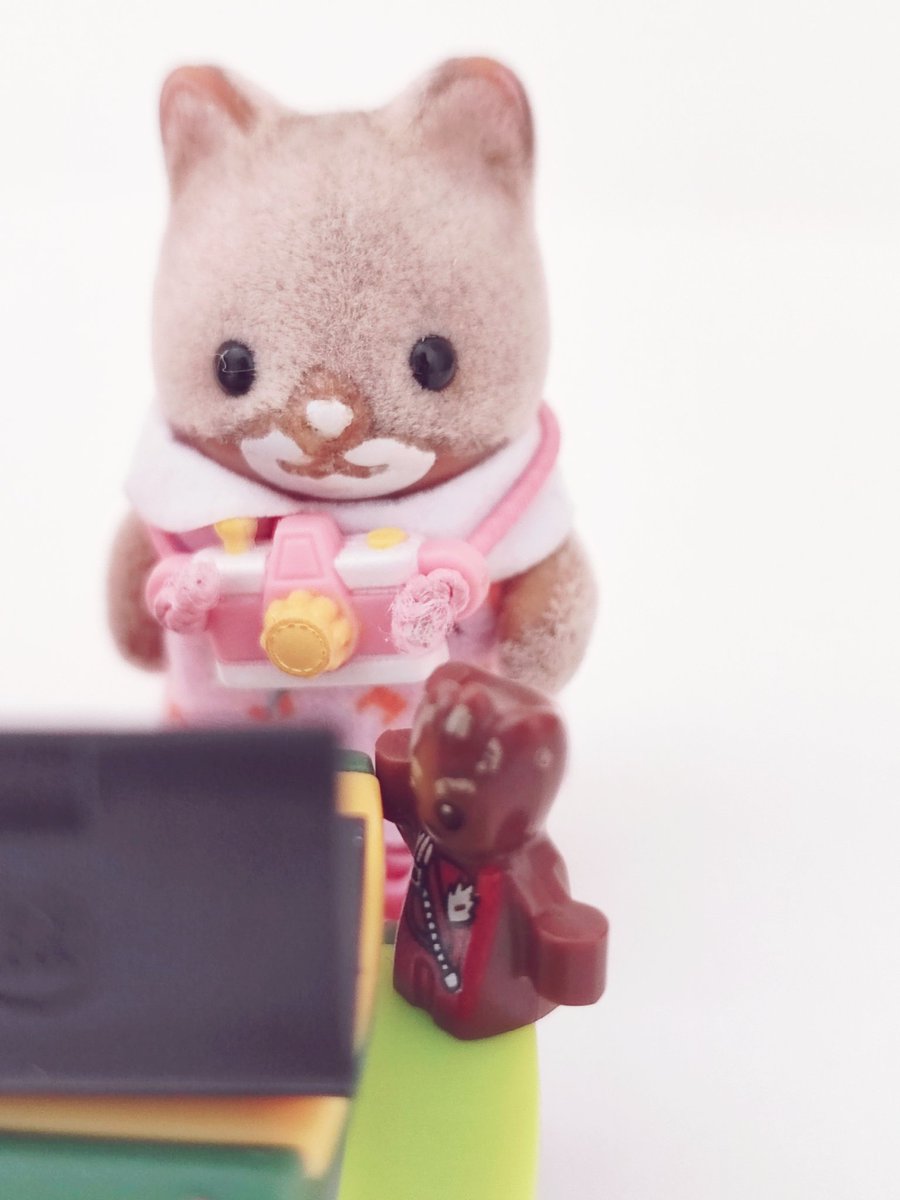 schrei_und_tod's tweet photo. Working with two Baby Groots
#cute #かわいい #cutenessOVERLOAD #シルバニアファミリー #シマネコ #シルバニアの赤ちゃん
#calicocritters #SylvanianFamilies #AmosShima #ShimaBebe #Microtoys #MiniLittleTikes #BabyGroot https://t.co/JiMdDr1a1p
